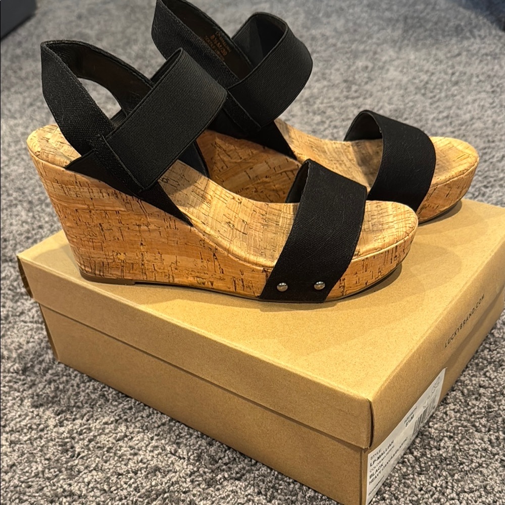 Lucky Brand Black and Tan Wedges with Cork Platform Size 8.5 M • EUC - Picture 3 of 10